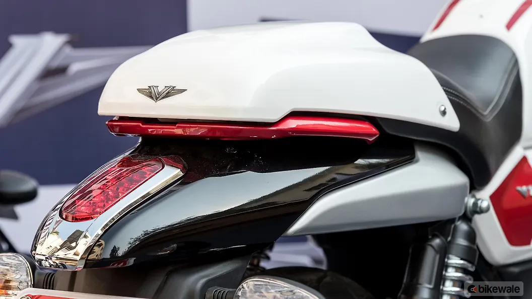 Bajaj V15 Engine Image – BikeWale