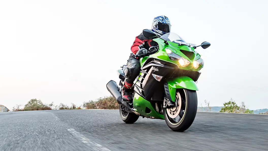 Kawasaki Ninja ZX-14R Exterior Image – BikeWale Kawasaki Ninja ZX-14R Exterior Image – BikeWale