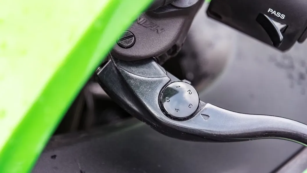 ふるさと納税 Ninja Kawasaki ZX-14R BikeWale – Image Exterior パンツ
