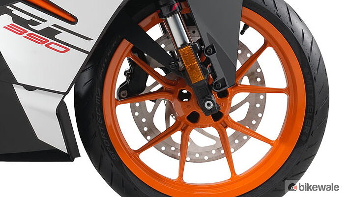 KTM RC 390 [2020] Front Wheel & Tyre