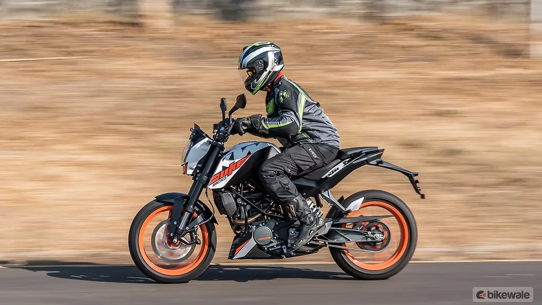 KTM 200 Duke [2021] Action Image – BikeWale