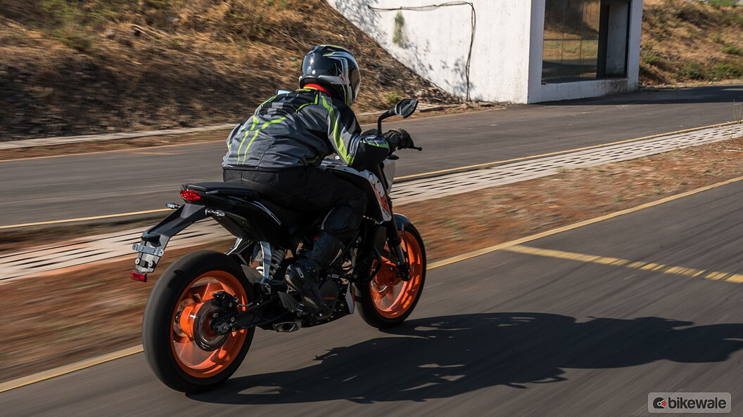 KTM 200 Duke [2021] Action Image – BikeWale