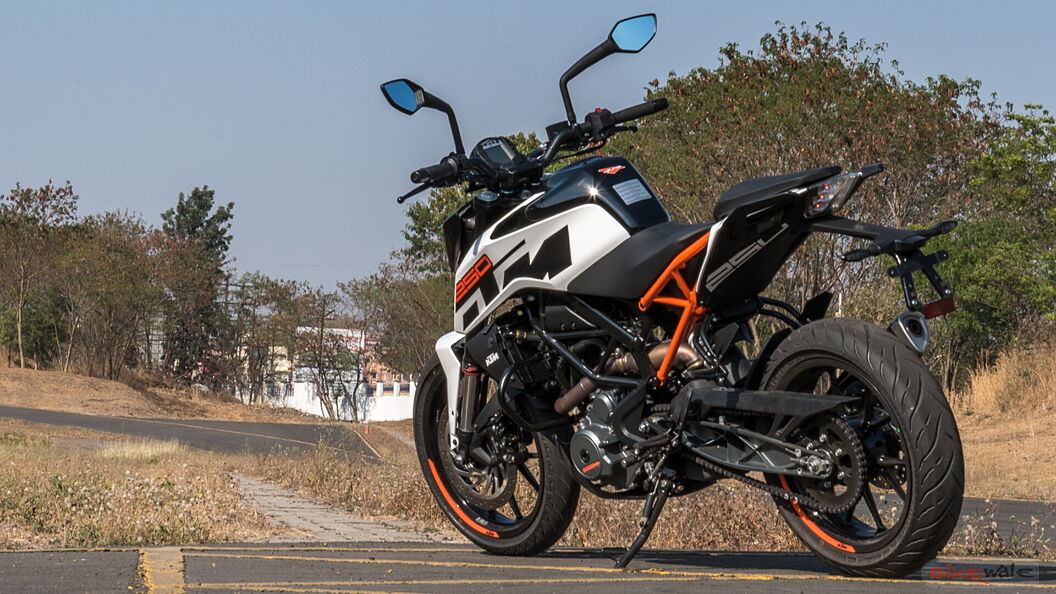 Ktm 250 Duke [2021] Rear Right Three-quarter Image – Bikewale