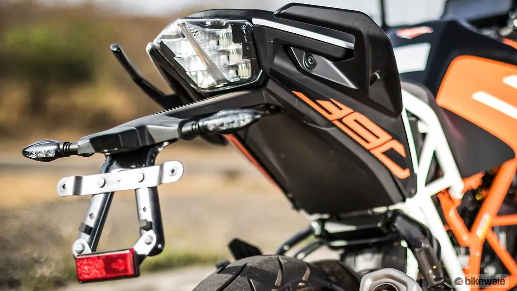 PROTECTION RÉSERVOIR ADAPTÉE à KTM Duke 390 2024 clair EUR 37,99