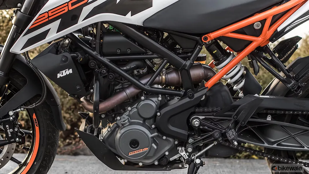 KTM 250 Duke [2021] WheelsTyres Image BikeWale