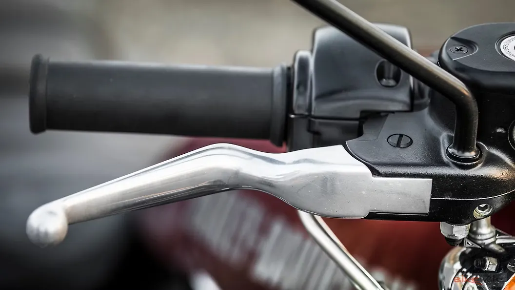 HarleyDavidson Roadster Handlebar Image BikeWale