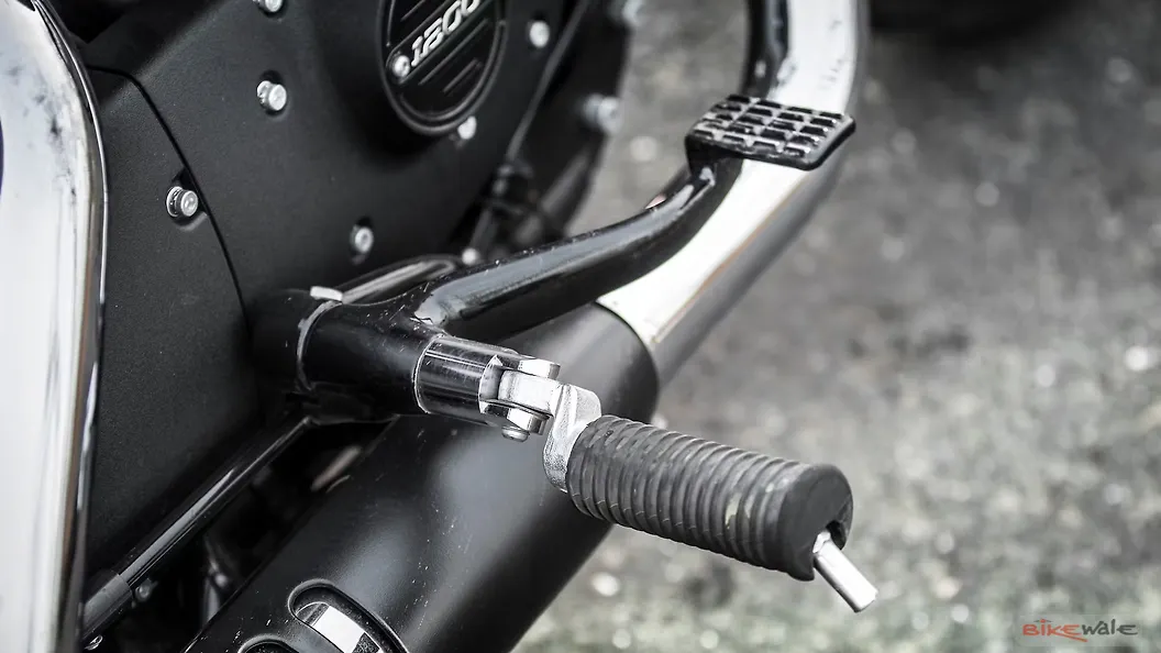 HarleyDavidson Roadster Handlebar Image BikeWale