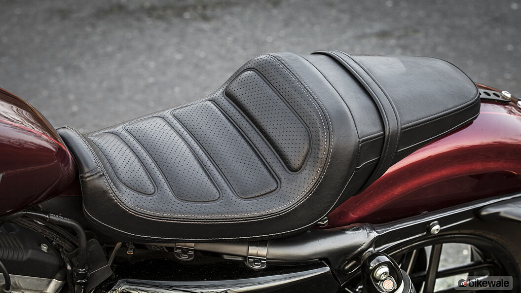 Harley-Davidson Roadster Seat