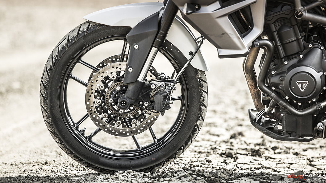 triumph tiger 800 xrx tyres