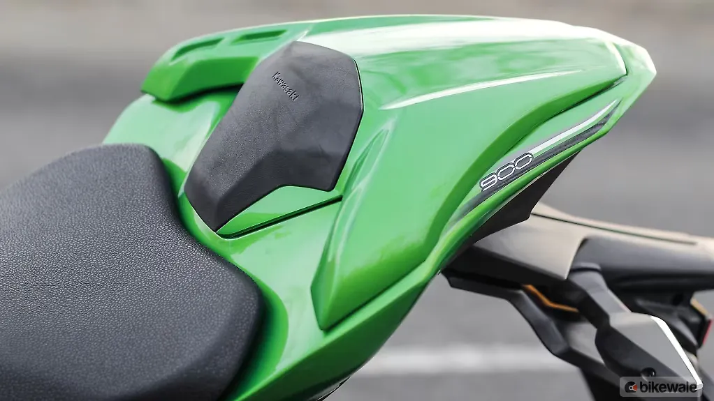 Housses Avant/Arrière Antiglisse Luimoto Pour Kawasaki Z900 2017-2018 - 4 Coloris Neuf