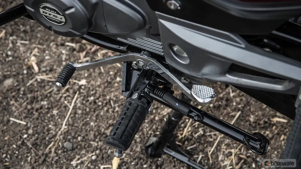 Bajaj Pulsar 150 Levers Image BikeWale
