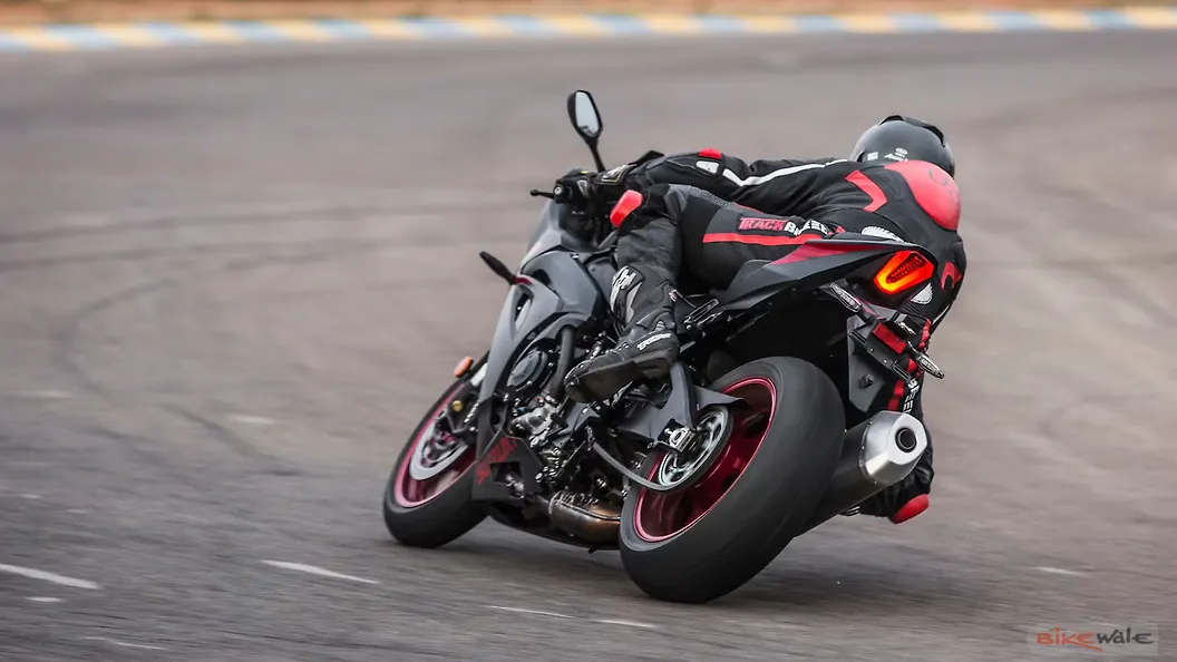 Suzuki GSX-R1000 Action Image – BikeWale