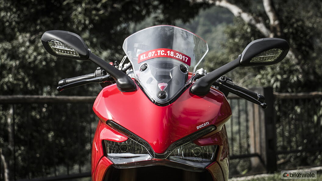 Ducati SuperSport [2018-2019] Action