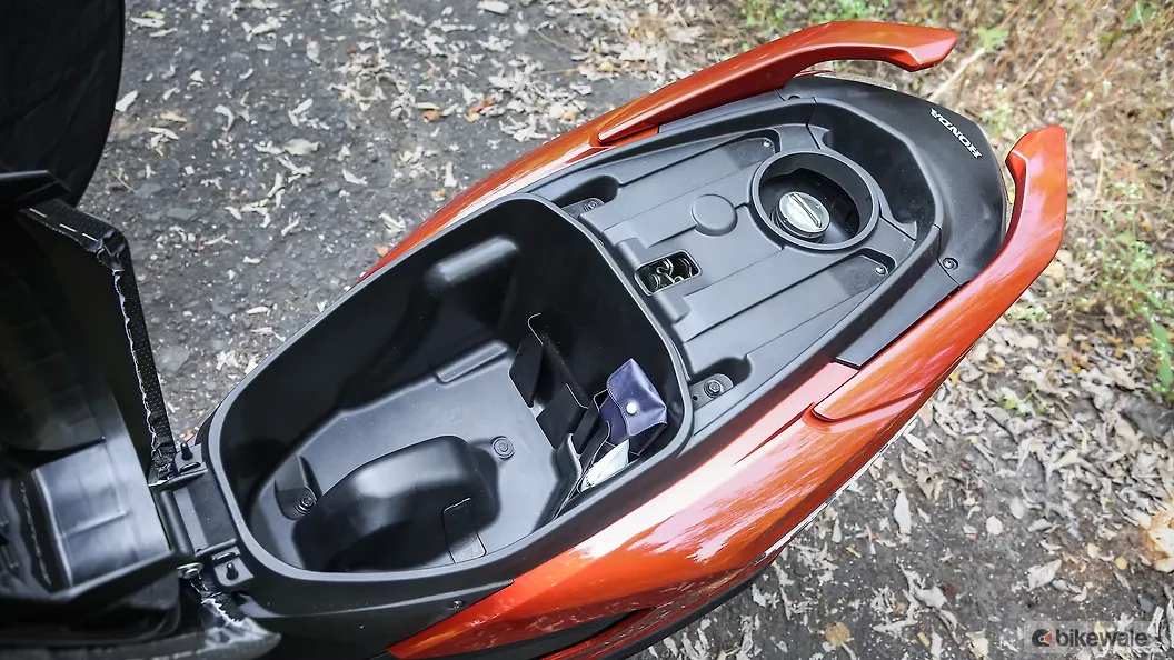 Honda Grazia Underseat Storage Image BikeWale