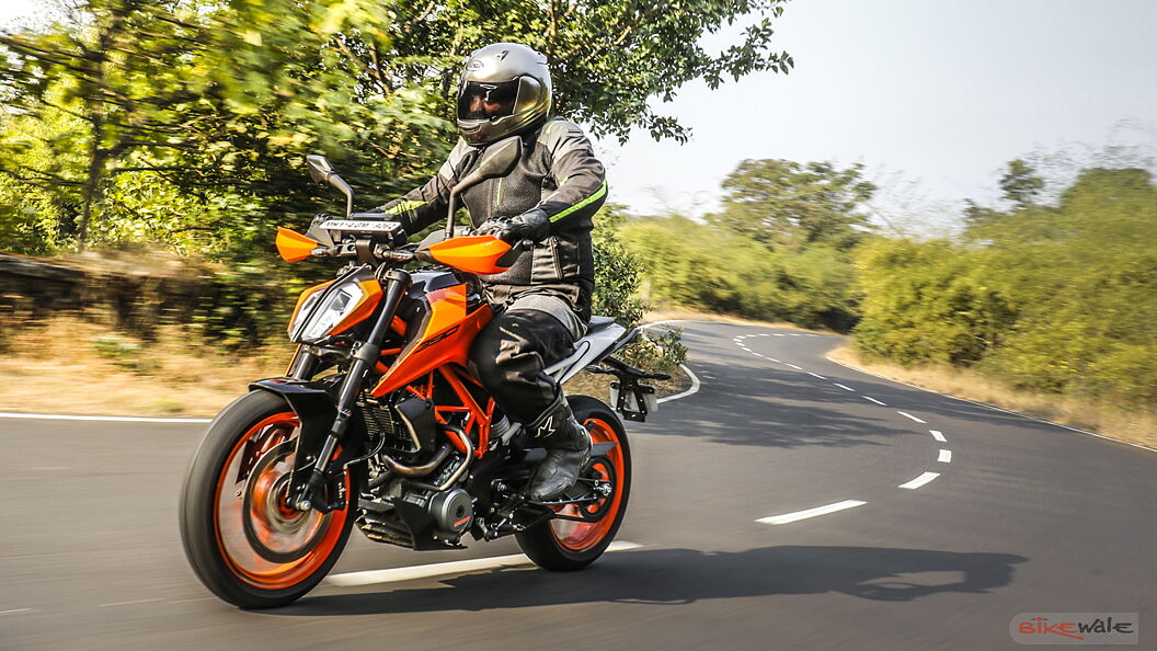 2017 KTM Duke 390 review, 2017 KTM Duke 125 review