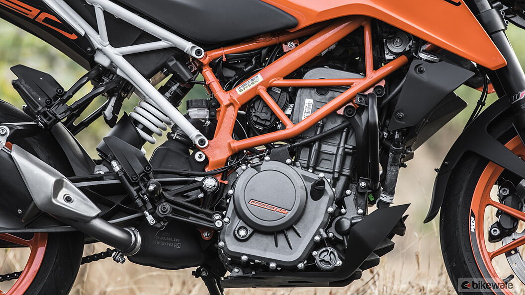 Ktm 390 Duke 2021 Frame Image Bikewale