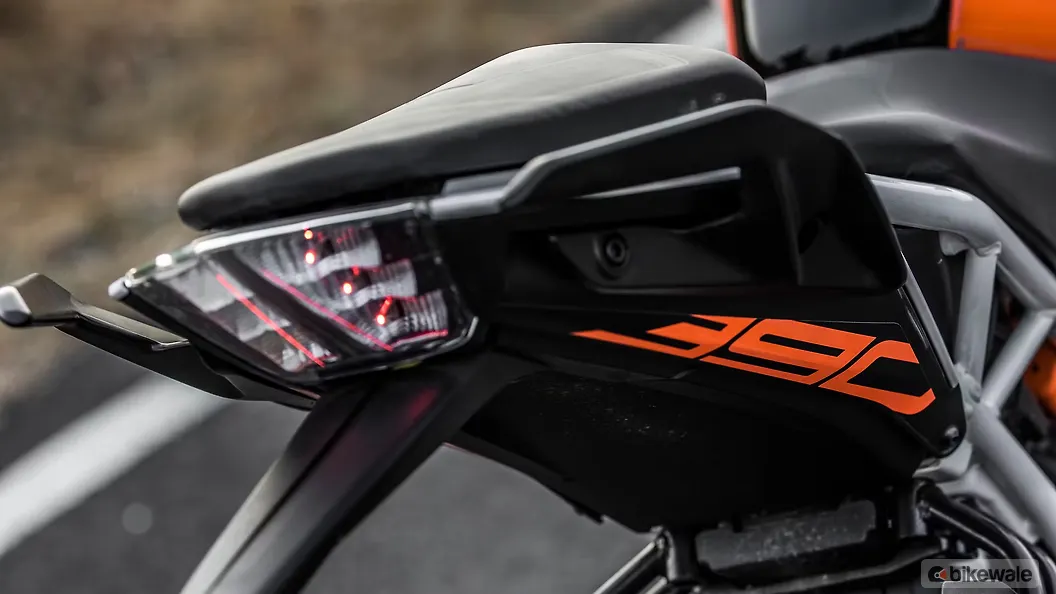 KTM 390 Duke [2021] Tail Lamp Image BikeWale