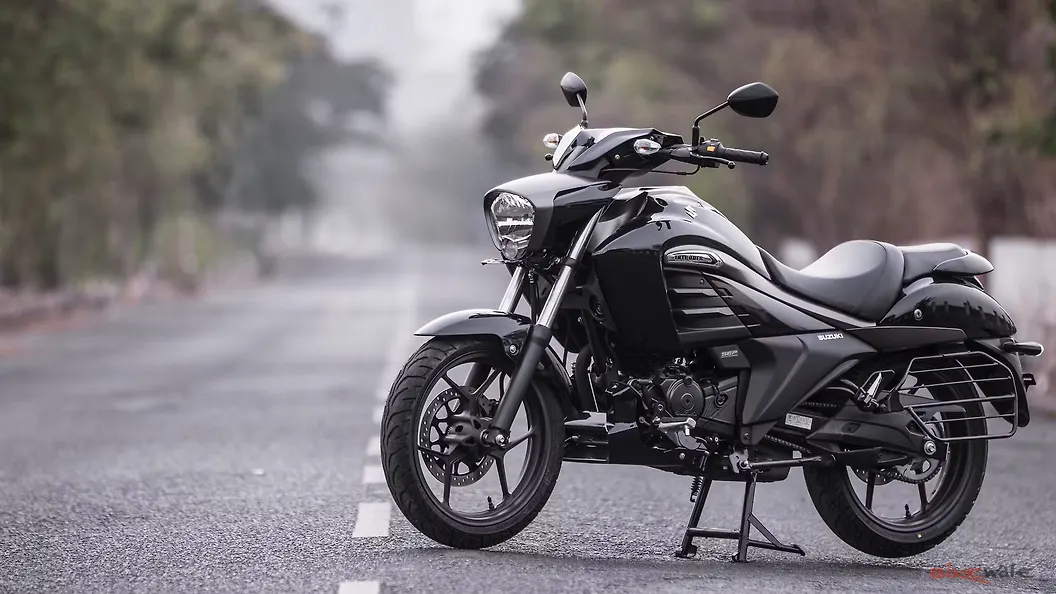 Suzuki Intruder 150 Action Image – BikeWale