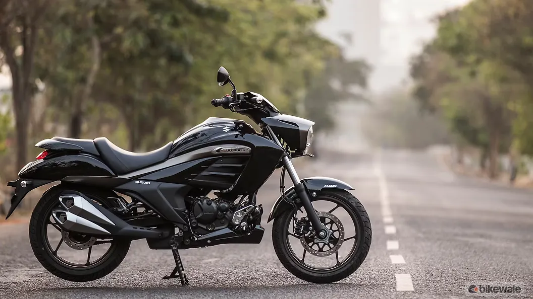 Suzuki Intruder 150 Action Image – BikeWale