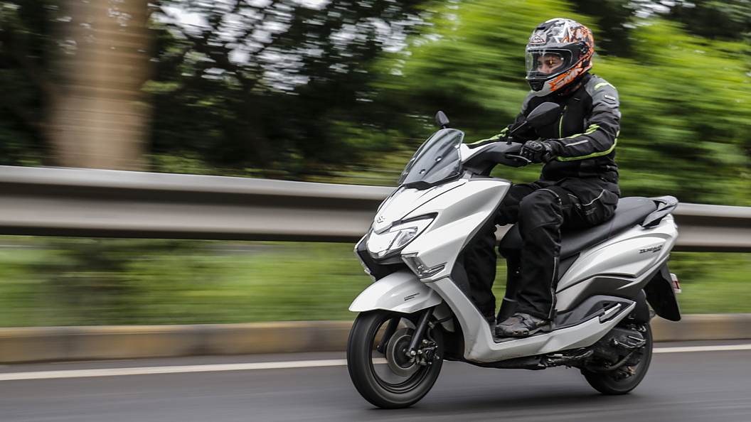 Suzuki discount burgman helmet