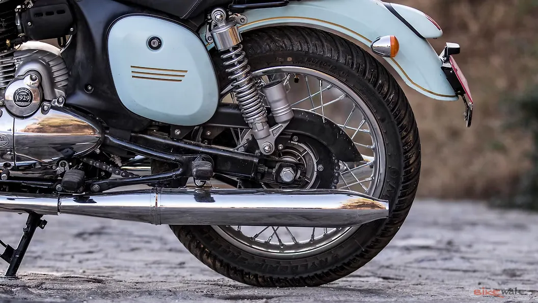 Jawa 42 Drive Chain and Sprocket Image BikeWale