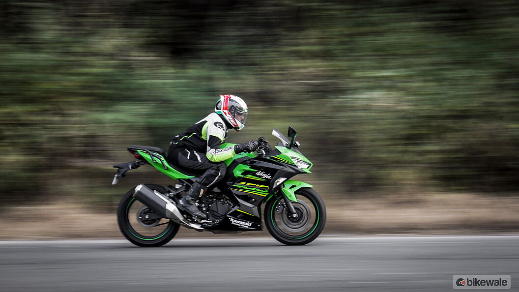 Kawasaki Ninja 400 Side Image – BikeWale