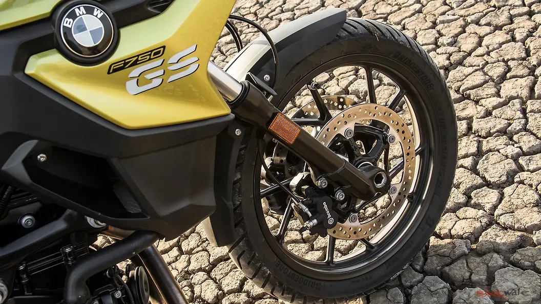 BMW F750 GS [20182019] Front Forks Image BikeWale