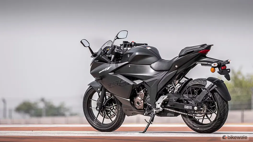 Suzuki Gixxer SF 250 Exterior