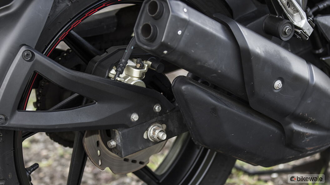 Images of TVS Apache RTR 160 4V | Photos of Apache RTR 160 4V - BikeWale