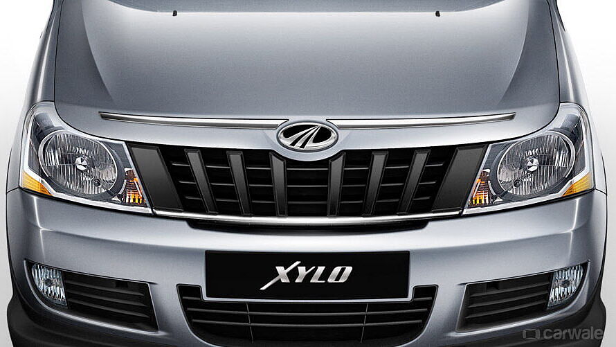 Discontinued Mahindra Xylo 2012 Front Grille