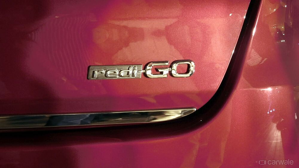 Discontinued Datsun redi-GO 2016 Badges
