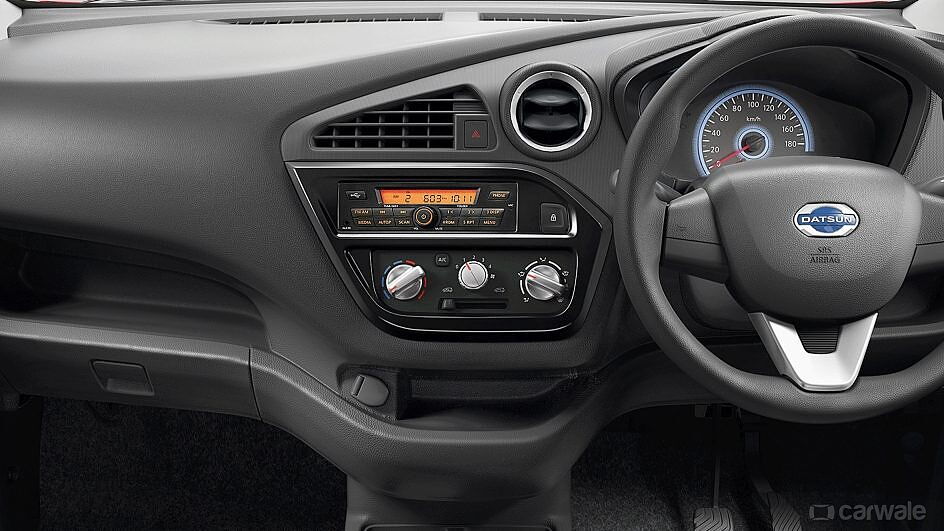 Discontinued Datsun redi-GO 2016 Dashboard