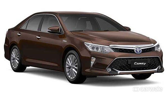 Toyota Camry [2015-2019] Right Front Three Quarter