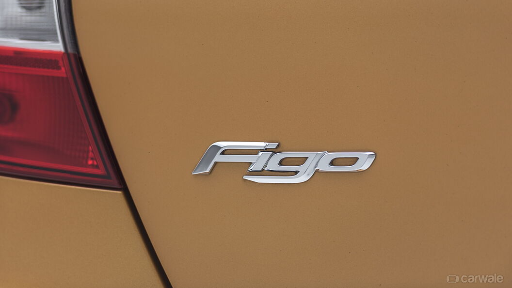 Discontinued Ford Figo 2015 Badges