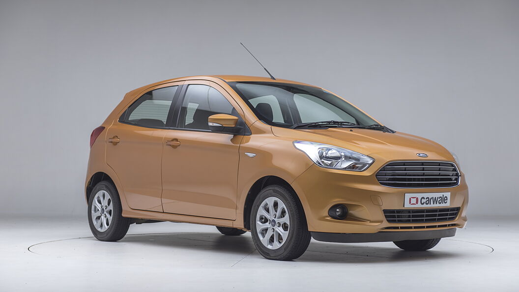 Ford Figo [2015-2019] Photo, Right Side Image - CarWale