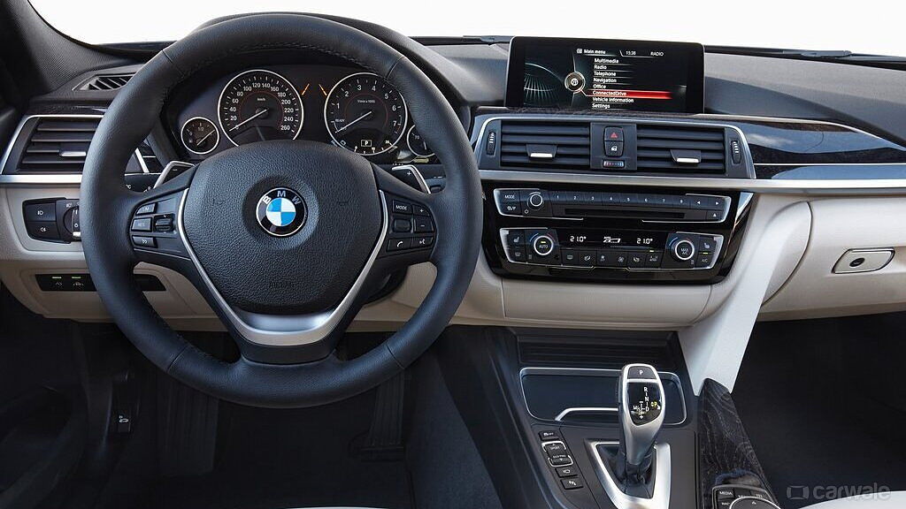 Discontinued BMW 3 Series 2016 Interior
