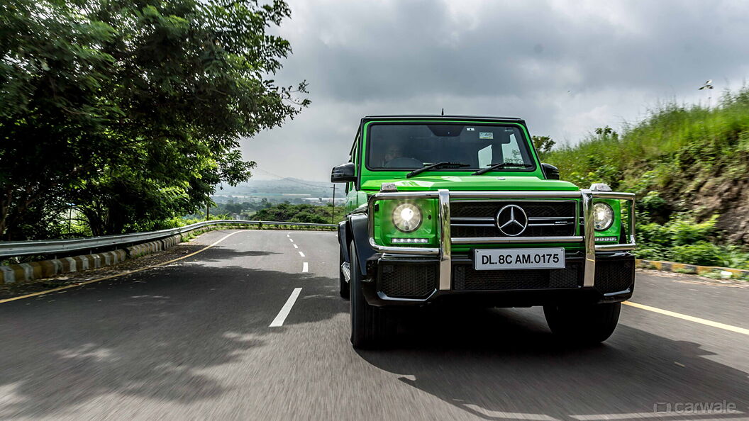 Discontinued Mercedes-Benz G-Class 2013 Front View