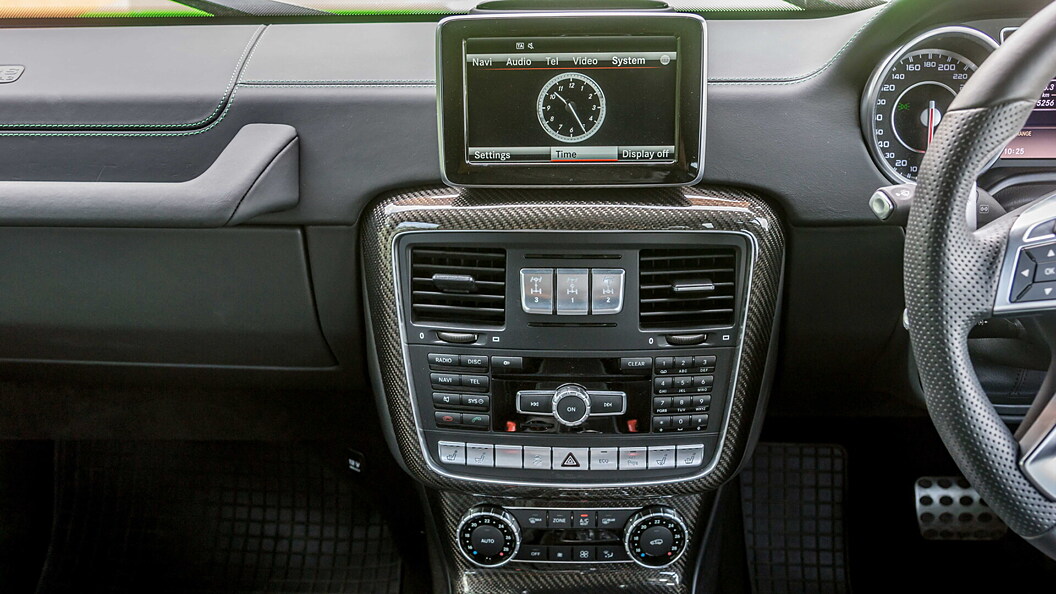 mercedes music system