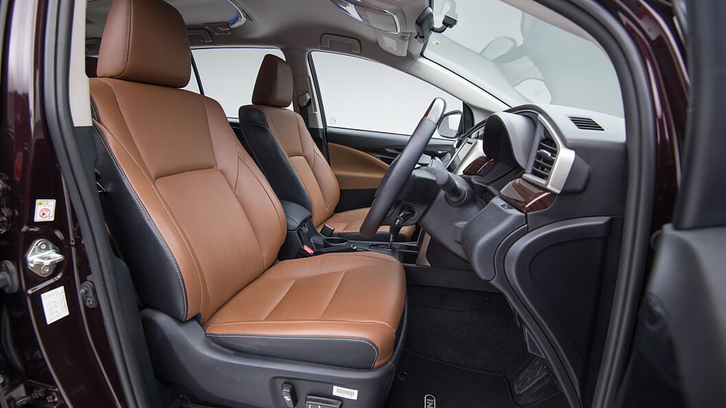 Toyota Innova Crysta Photo, Interior Image - CarWale