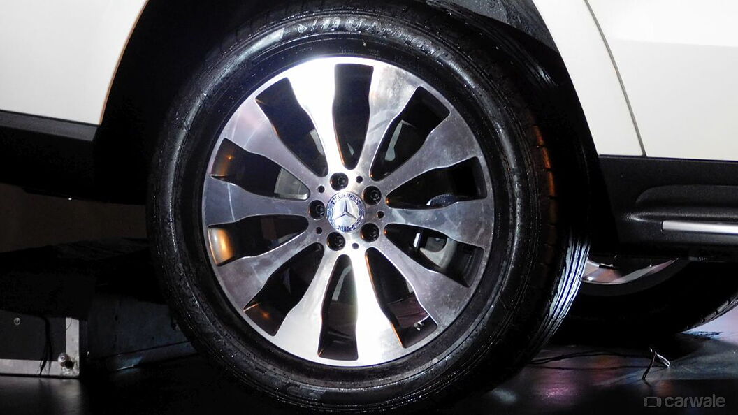 Discontinued Mercedes-Benz GLS 2016 Wheels-Tyres