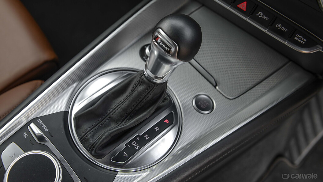 Audi TT Photo, Gear Lever Image - CarWale