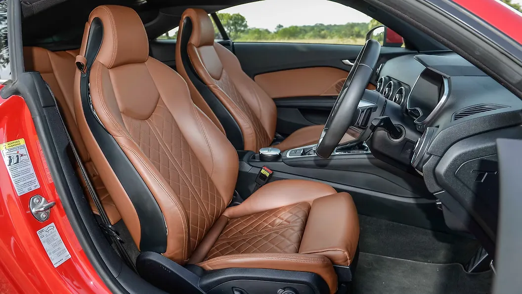 audi tt front seats