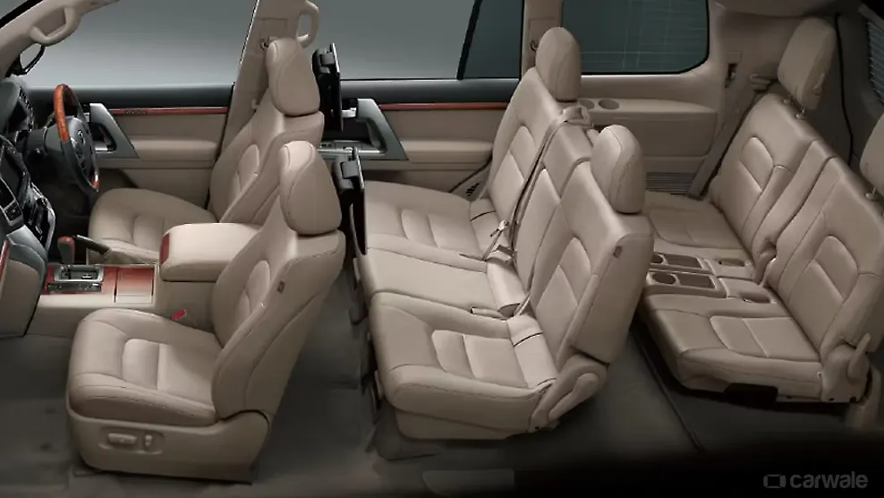 Land Cruiser Interior Image, Land Cruiser Photos in India - CarWale