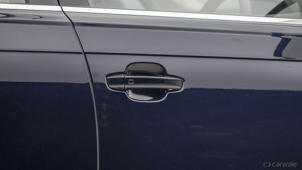 Discontinued Audi Q7 2015 Door Handles