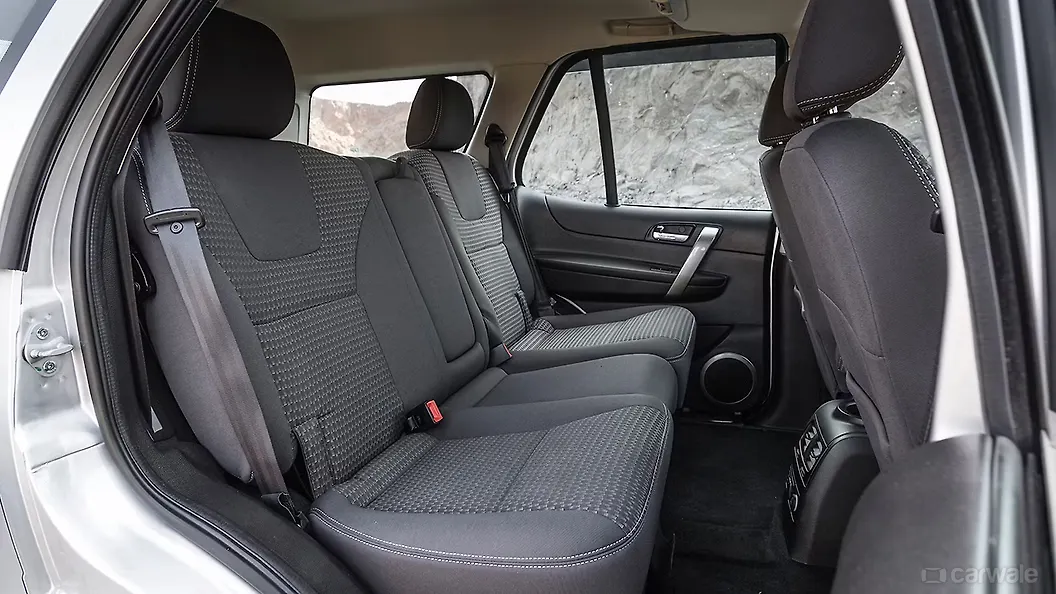 Tata Safari Storme Photo Rear Seat Space Image Carwale