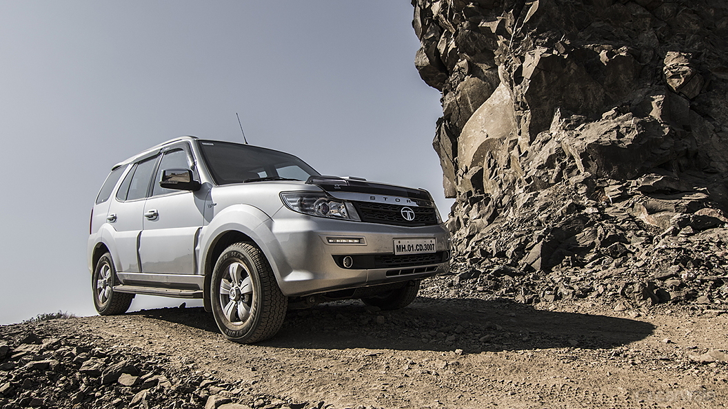 tata safari storme is front wheel drive