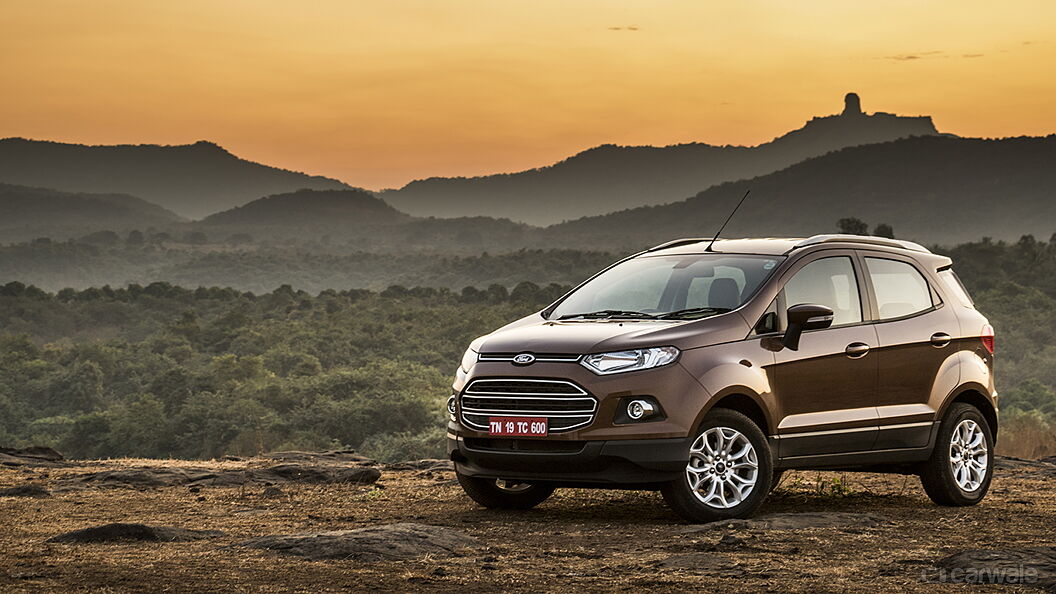 Discontinued Ford EcoSport 2015 Left Front Three Quarter