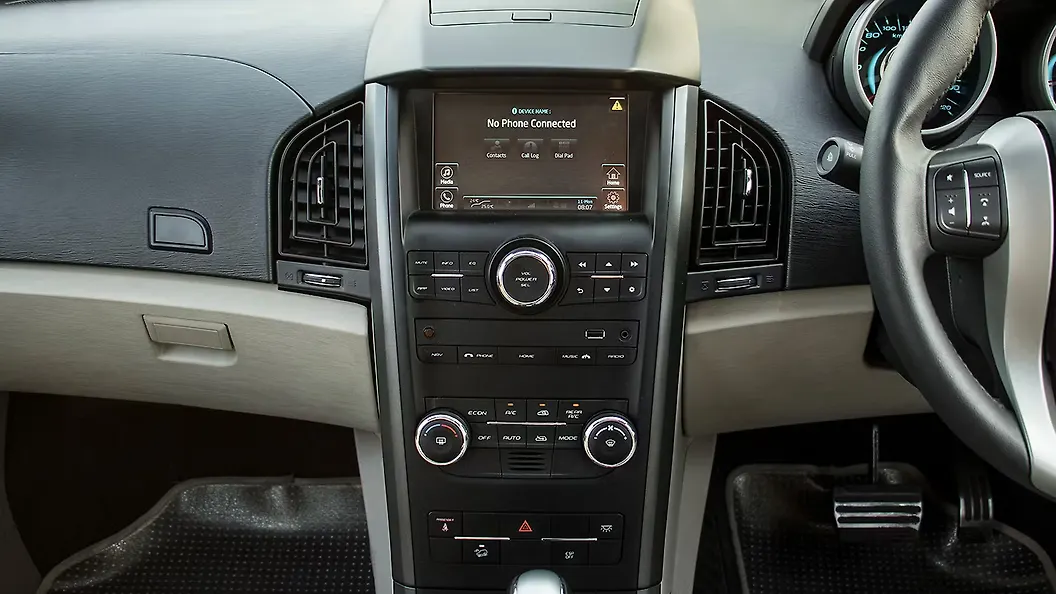 mahindra xuv500 music system price