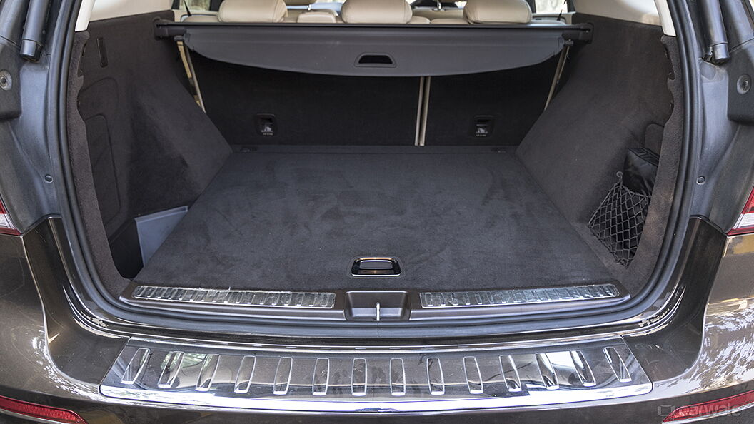 Discontinued Mercedes-Benz GLE 2015 Boot Space