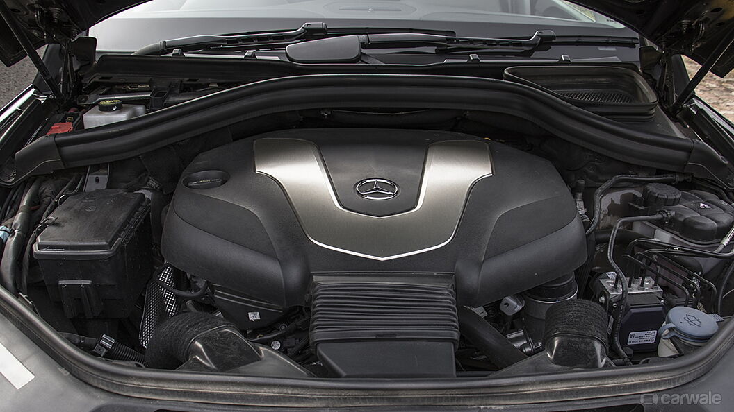 Discontinued Mercedes-Benz GLE 2015 Engine Bay